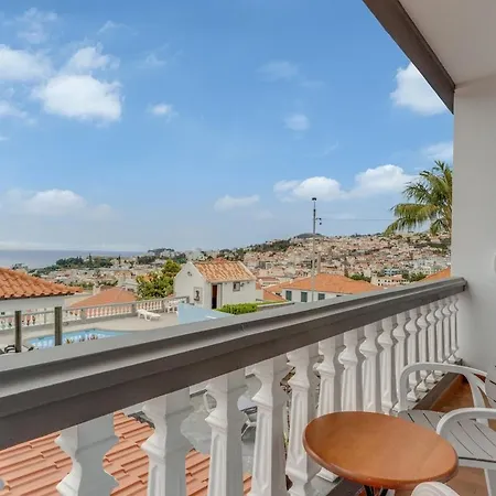 Apartment Winter 2 Stylish Near Beaches Funchal (Madeira)